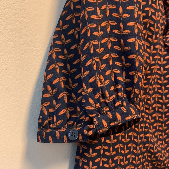 Navy Blue and Orange Top - Picture 4 of 5